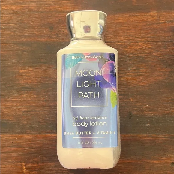 Bath & Body Works 24 Hour Moisture Body Lotion 8oz - NEW- Moon Light Path - Picture 1 of 3
